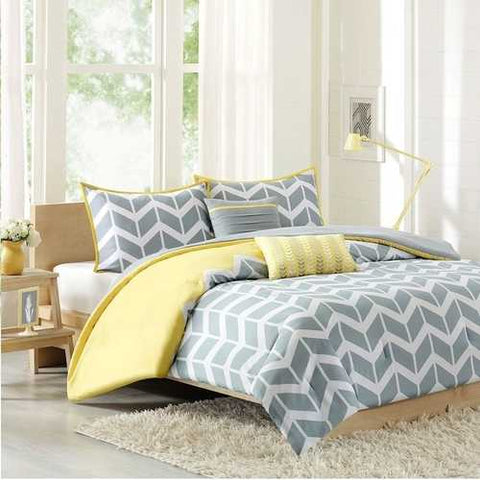 Image of Full/Queen 5-Piece Chevron Stripes Comforter Set in Gray White Yellow