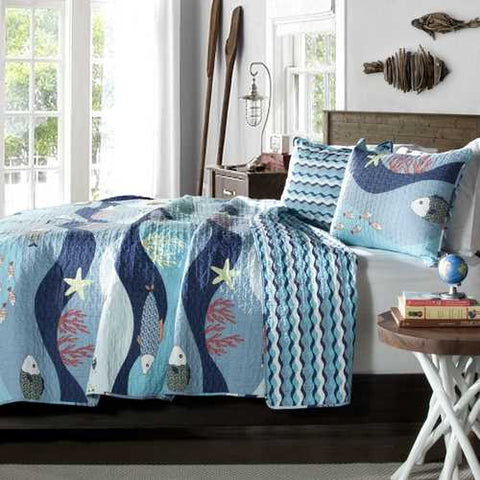 Image of Full / Queen Blue Serenity Sea Fish Coral Coverlet Quilt Bedspread Set