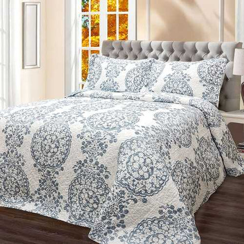 Image of Full / Queen 3-Piece Reversible Cotton Quilt Set with White Blue Floral Medallion Pattern