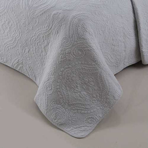 Image of King size 3-Piece Cotton Bedspread and Shams Set in Grey Quilted Damask Pattern