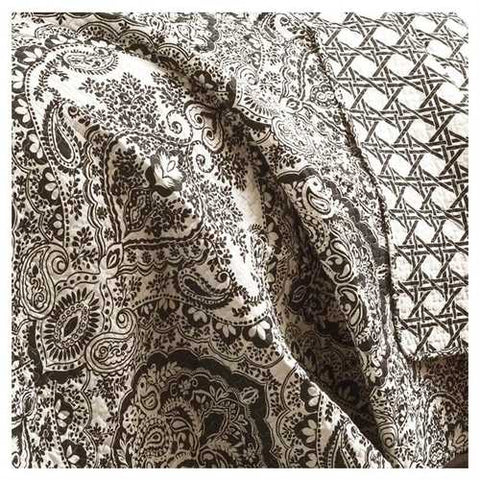 Image of King size 3-Piece Cotton Quilt Set in Black White Paisley Damask