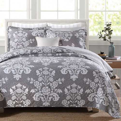 Image of Queen 3-Piece Cotton Quilt Bedspread Set with Grey White Floral Pattern